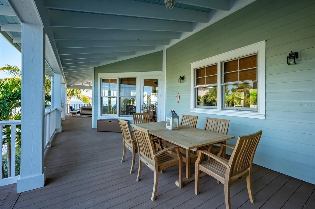526 56th Street Holmes Beach FL 34217