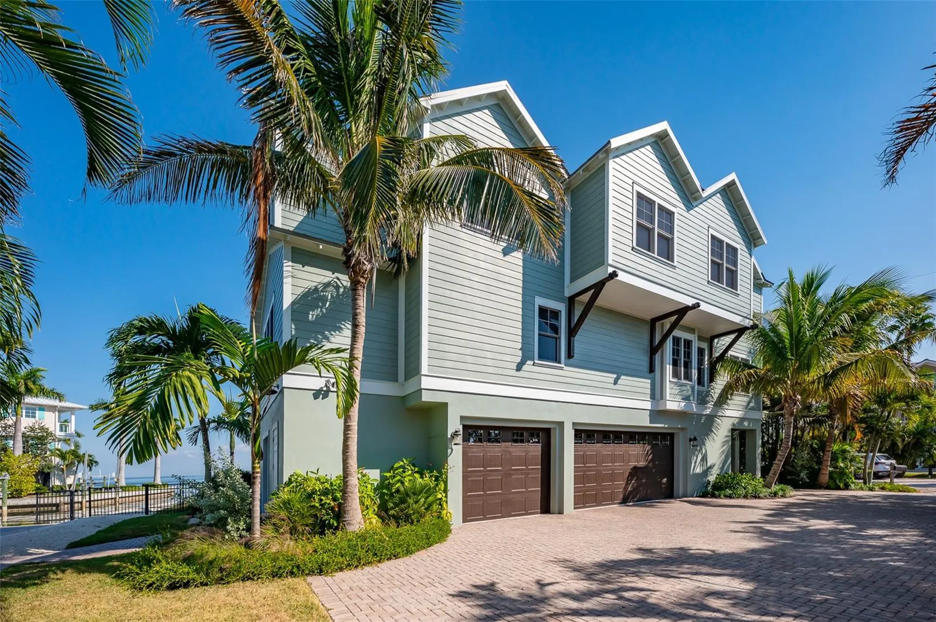 526 56th Street Holmes Beach FL 34217