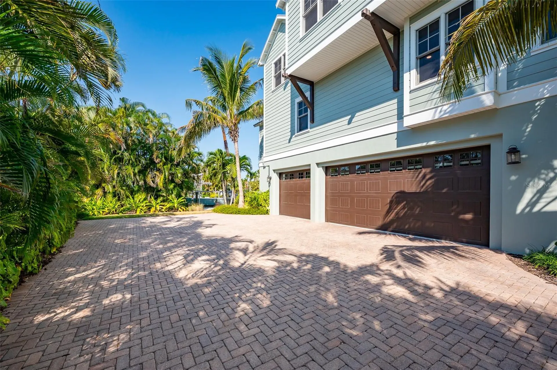 526 56th Street Holmes Beach FL 34217