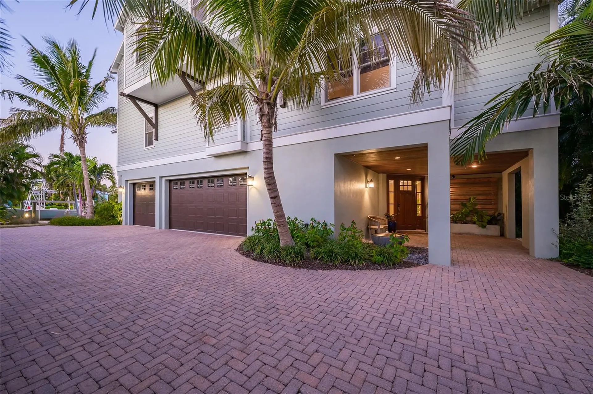 526 56th Street Holmes Beach FL 34217