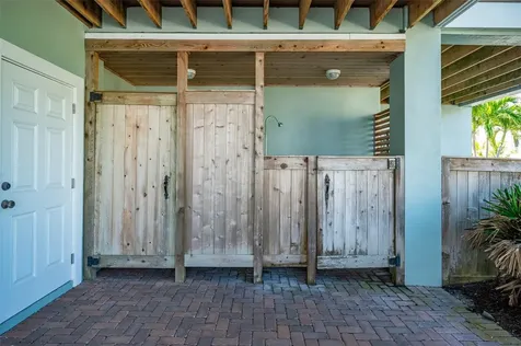 526 56th Street Holmes Beach FL 34217
