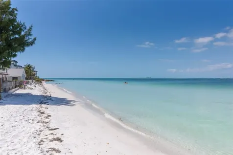 526 56th Street Holmes Beach FL 34217