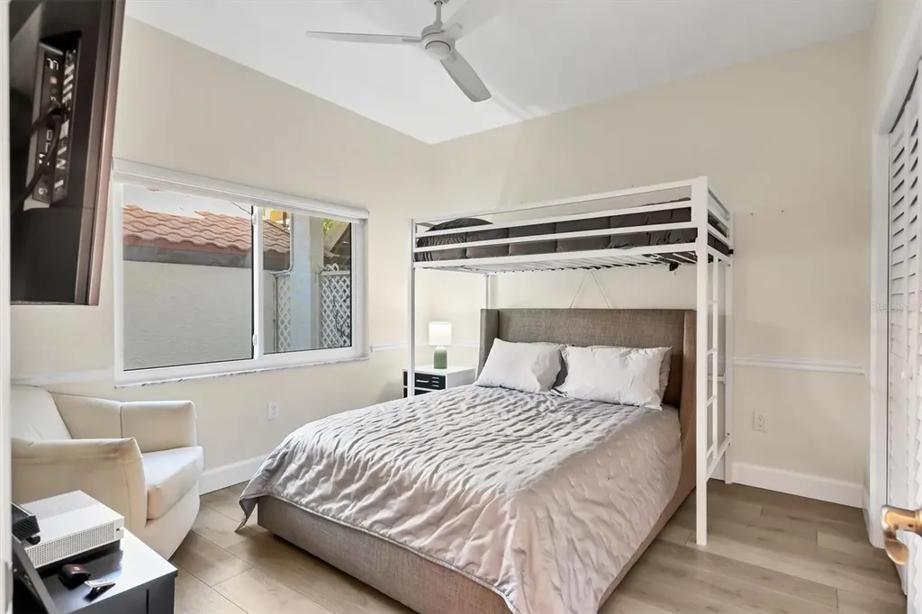 862 Hudson Avenue Sarasota FL 34236