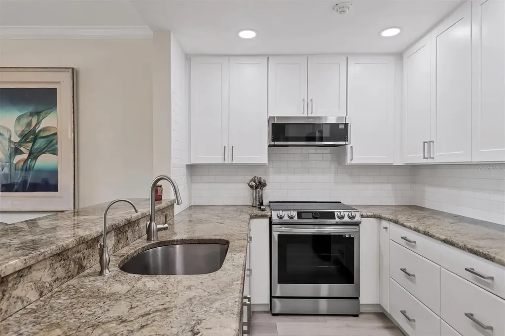 862 Hudson Avenue Sarasota FL 34236