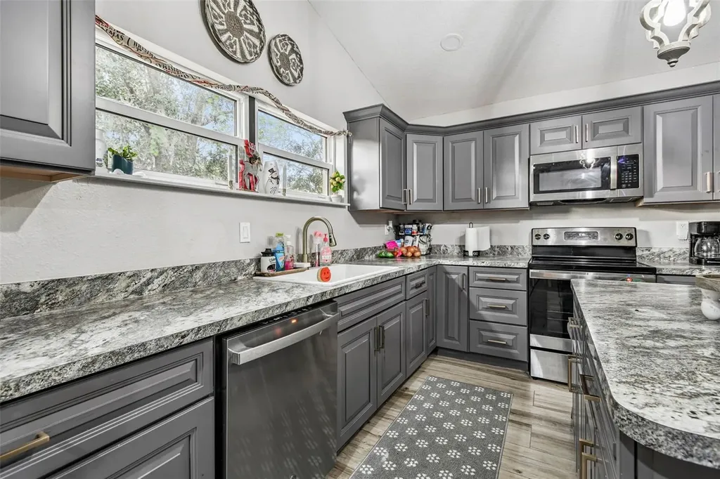748 Mcclellan Road Frostproof FL 33843