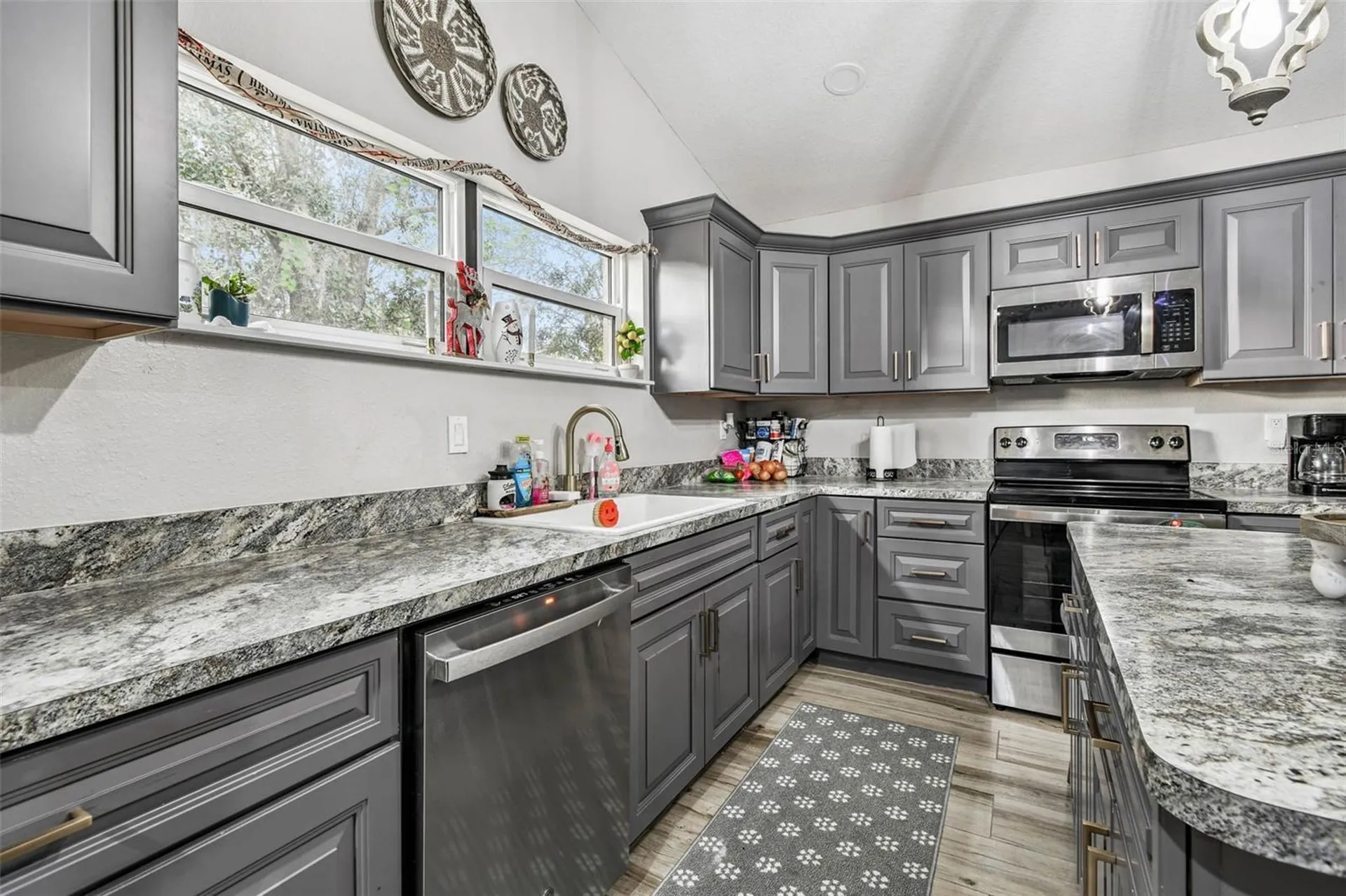 748 Mcclellan Road Frostproof FL 33843