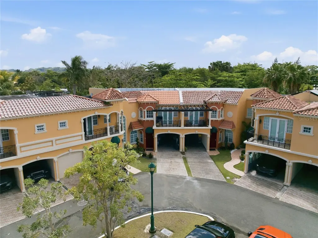 B7 Brighton Country Club Dorado PR 00646