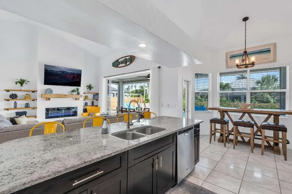 1720 SW 49th Lane Cape Coral FL 33914