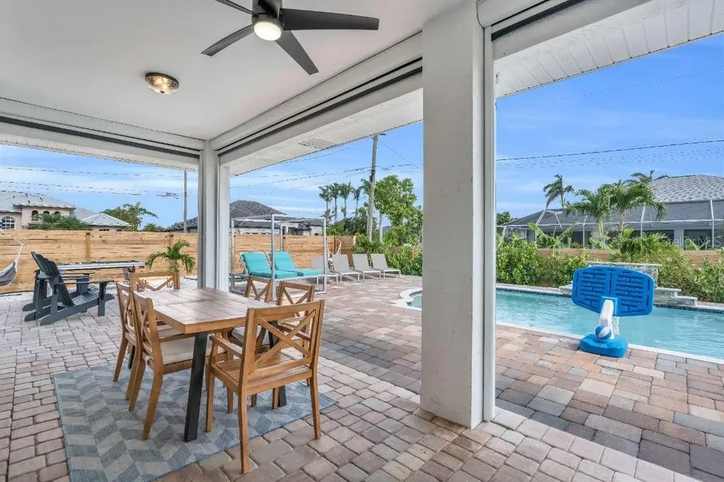 1720 SW 49th Lane Cape Coral FL 33914
