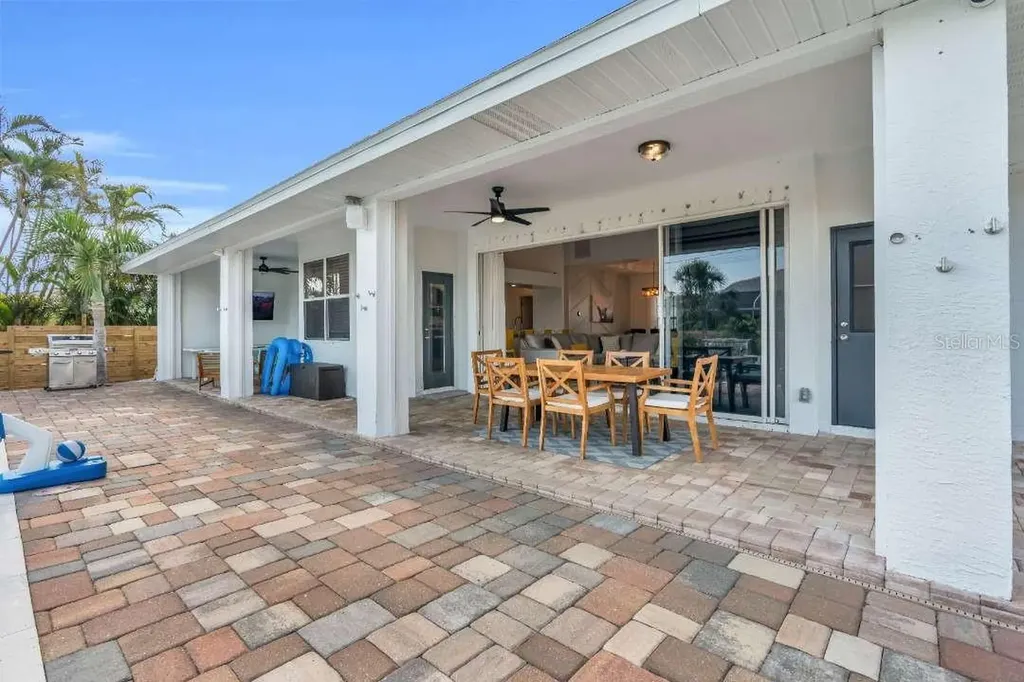 1720 SW 49th Lane Cape Coral FL 33914