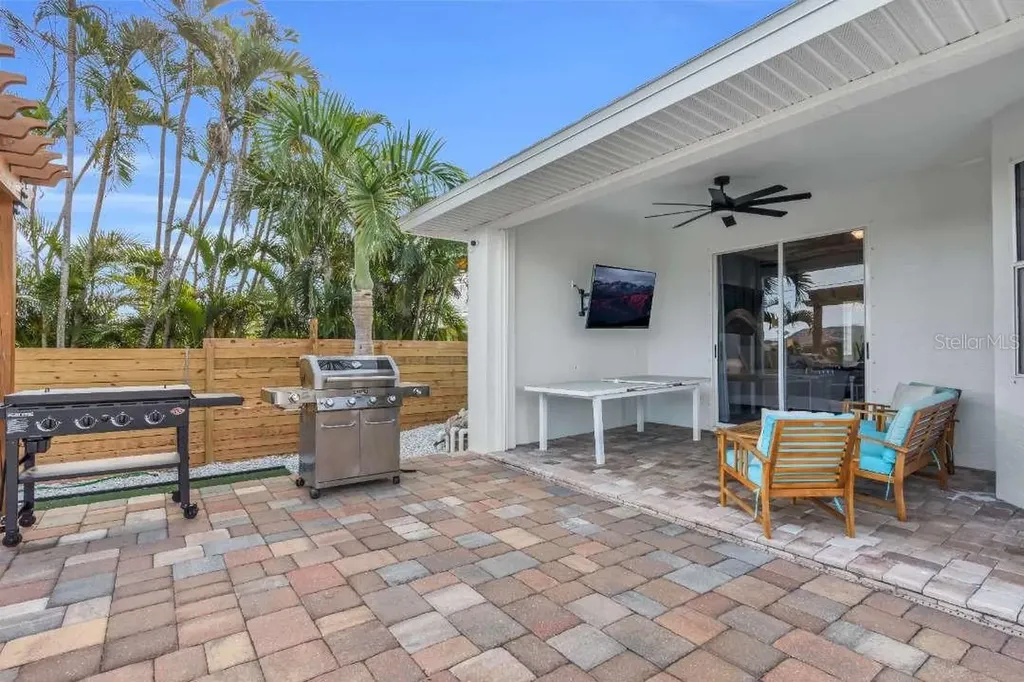 1720 SW 49th Lane Cape Coral FL 33914