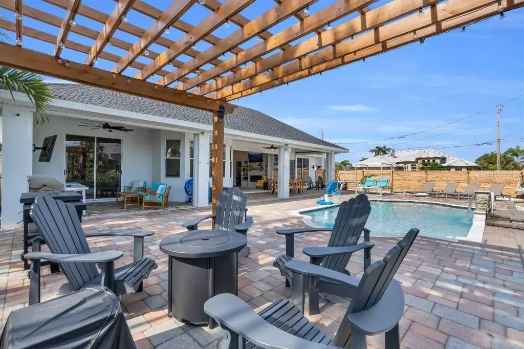 1720 SW 49th Lane Cape Coral FL 33914