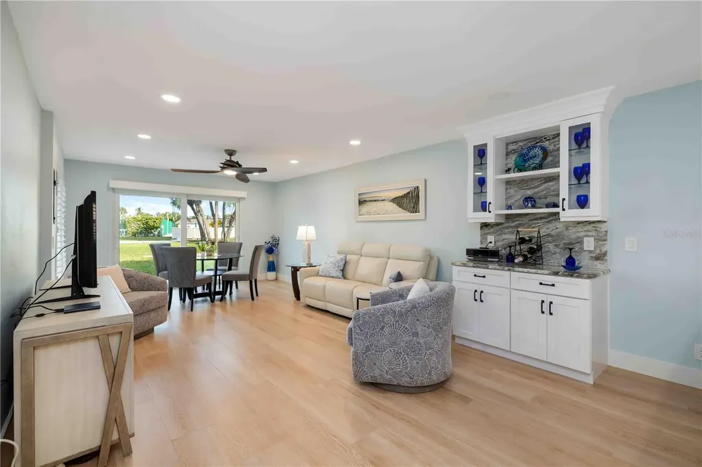 4860 Gulf Of Mexico Drive Longboat Key FL 34228