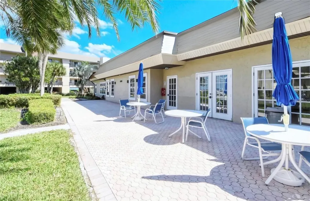 4860 Gulf Of Mexico Drive Longboat Key FL 34228