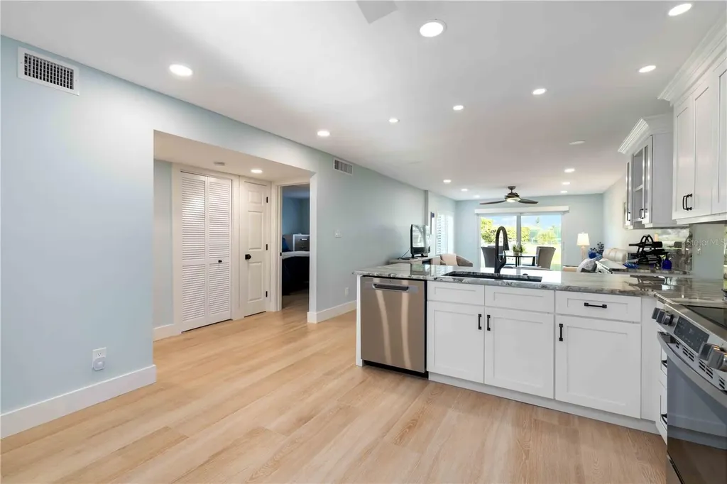 4860 Gulf Of Mexico Drive Longboat Key FL 34228
