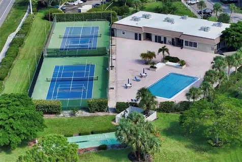 4860 Gulf Of Mexico Drive Longboat Key FL 34228