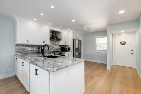 4860 Gulf Of Mexico Drive Longboat Key FL 34228