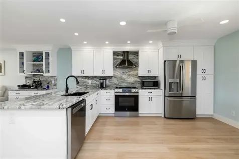 4860 Gulf Of Mexico Drive Longboat Key FL 34228