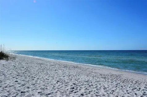 4860 Gulf Of Mexico Drive Longboat Key FL 34228