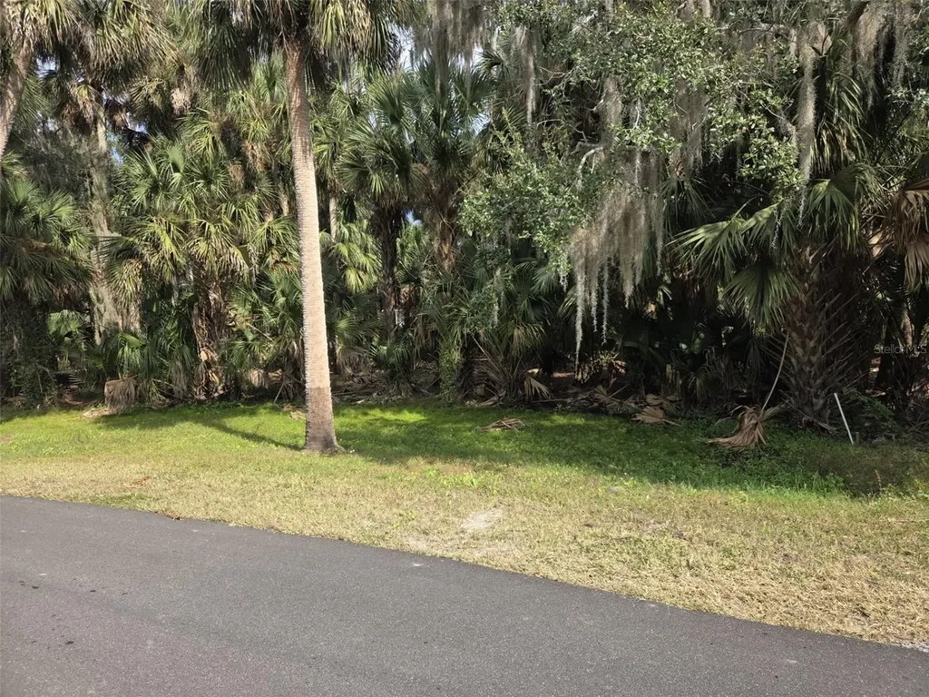 447 Warrior Trail Deltona FL 32725