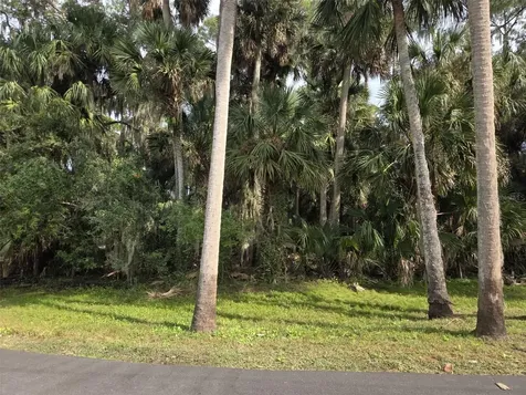 447 Warrior Trail Deltona FL 32725