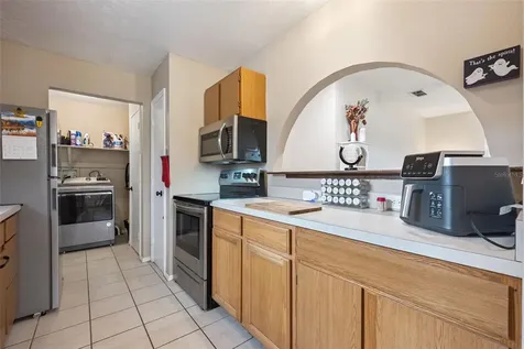 320 N. New Hampshire Apopka FL 32712