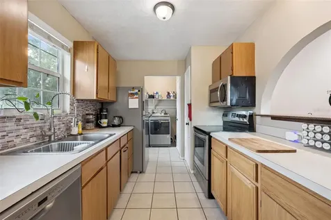 320 N. New Hampshire Apopka FL 32712