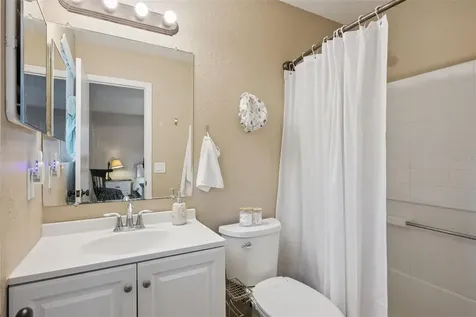 320 N. New Hampshire Apopka FL 32712