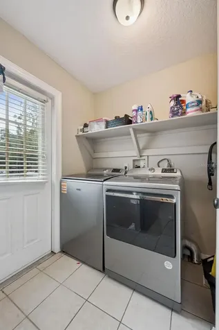 320 N. New Hampshire Apopka FL 32712