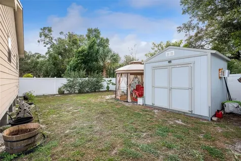 320 N. New Hampshire Apopka FL 32712