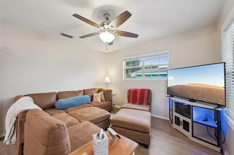 320 N. New Hampshire Apopka FL 32712