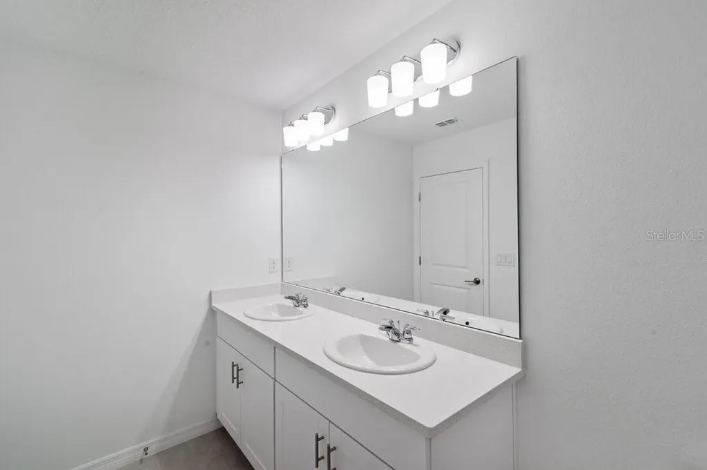 7759 Waterscape Drive Groveland FL 34736