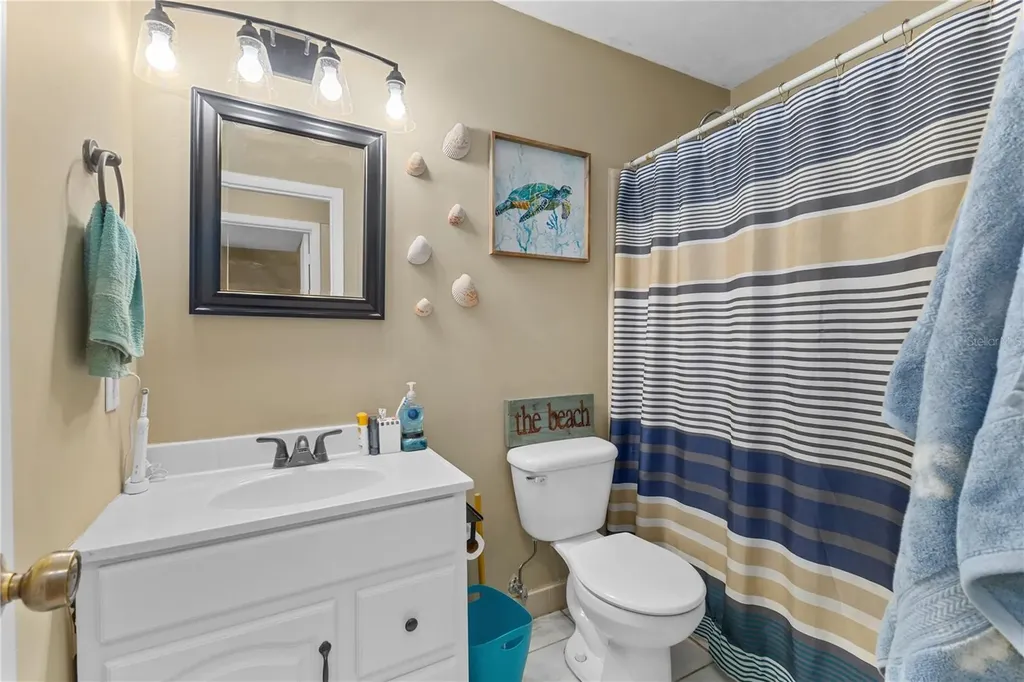 5631 NW 25th Terrace Gainesville FL 32653