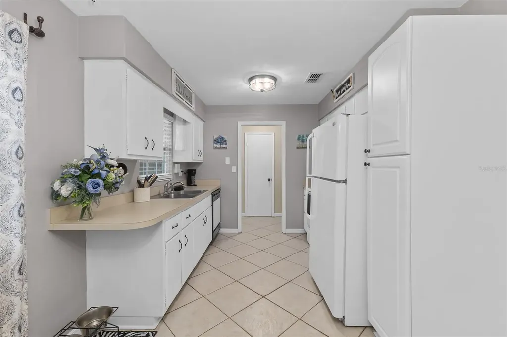 5631 NW 25th Terrace Gainesville FL 32653