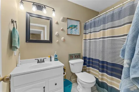 5631 NW 25th Terrace Gainesville FL 32653