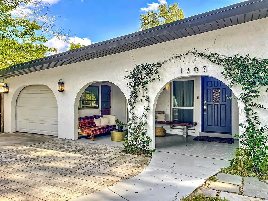 1305 Heron Drive Orlando FL 32803