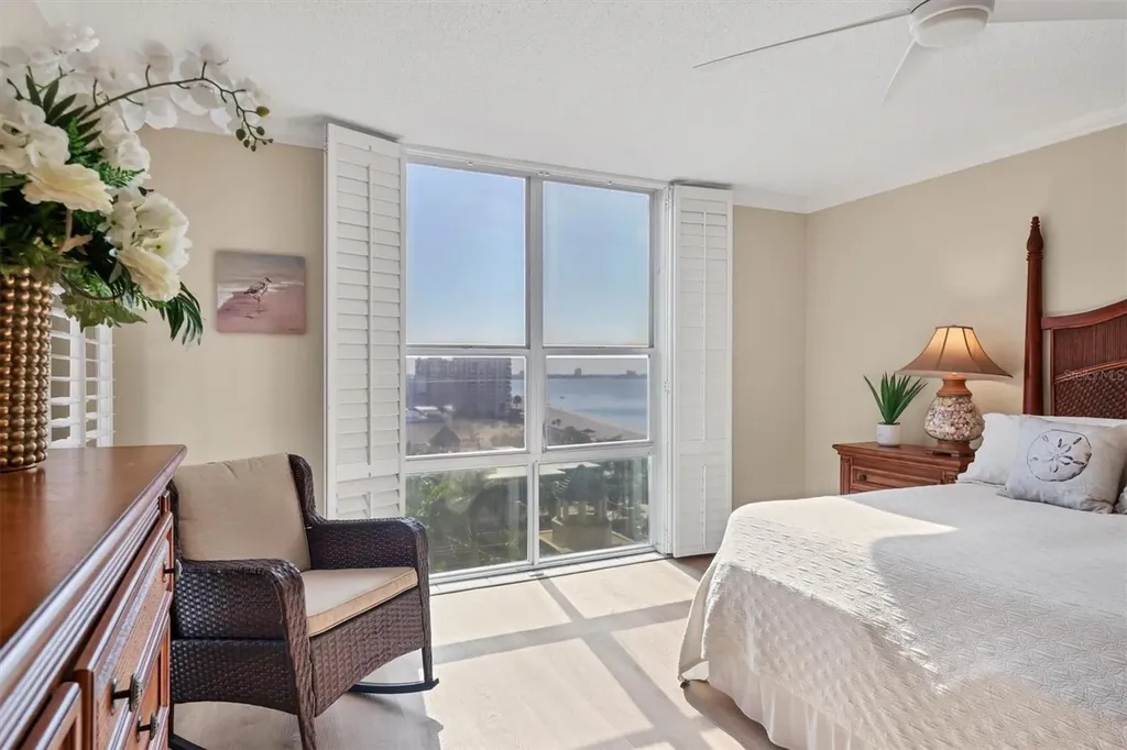 1212 Benjamin Franklin Drive Sarasota FL 34236