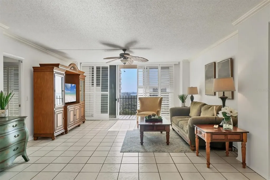 1212 Benjamin Franklin Drive Sarasota FL 34236