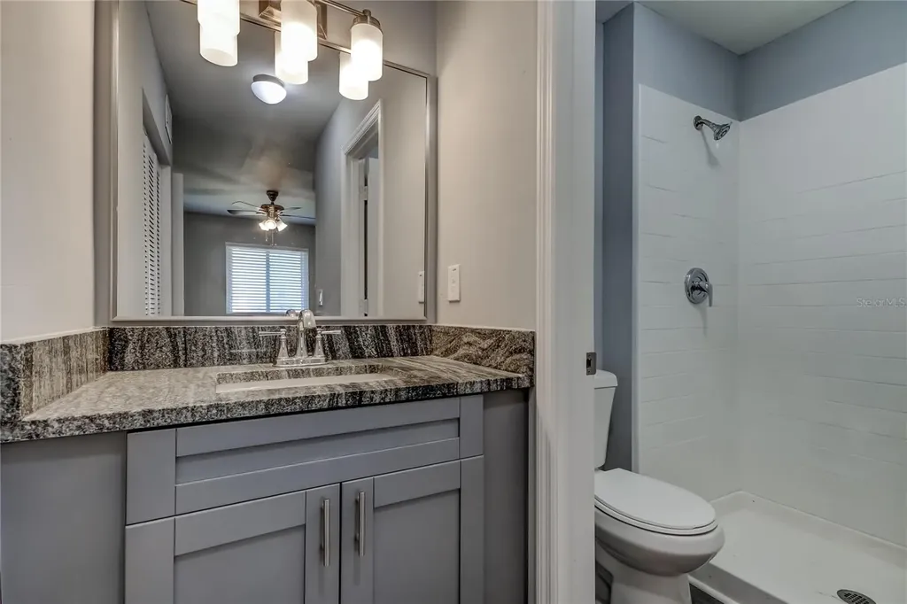 39132 County Road 54 Zephyrhills FL 33542