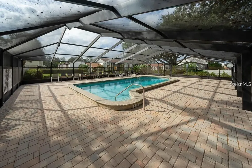 39132 County Road 54 Zephyrhills FL 33542