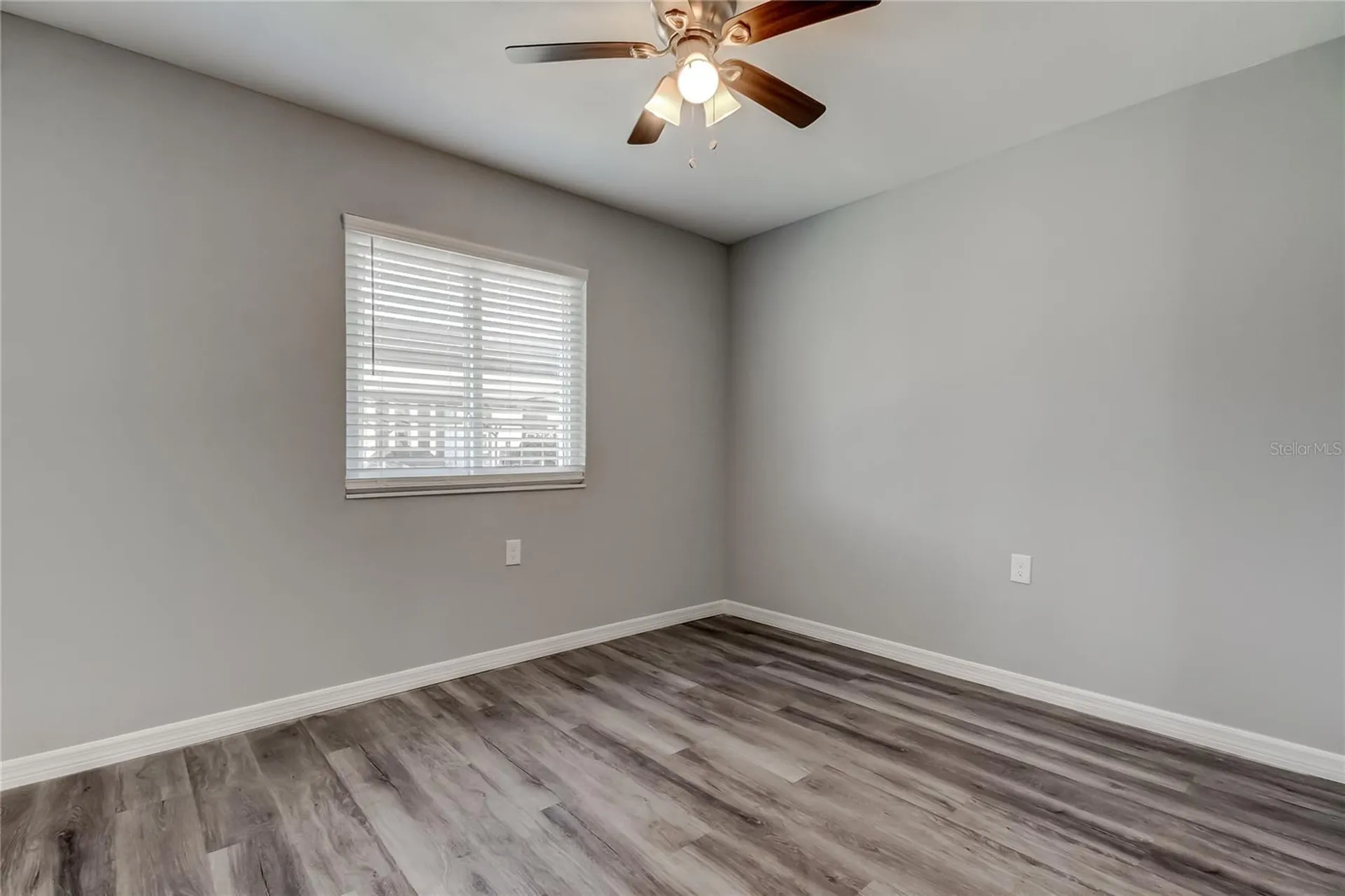 39132 County Road 54 Zephyrhills FL 33542