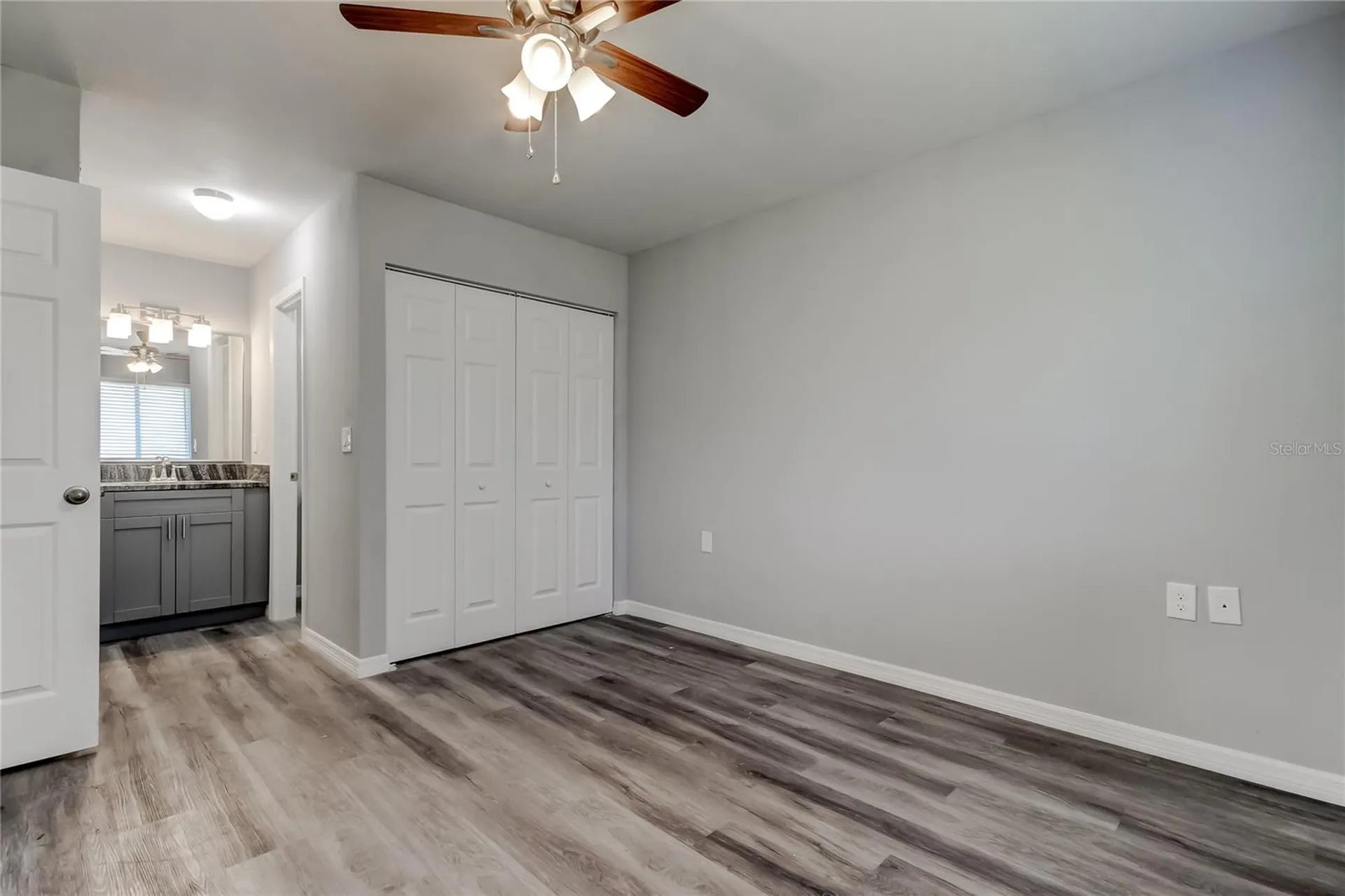 39132 County Road 54 Zephyrhills FL 33542