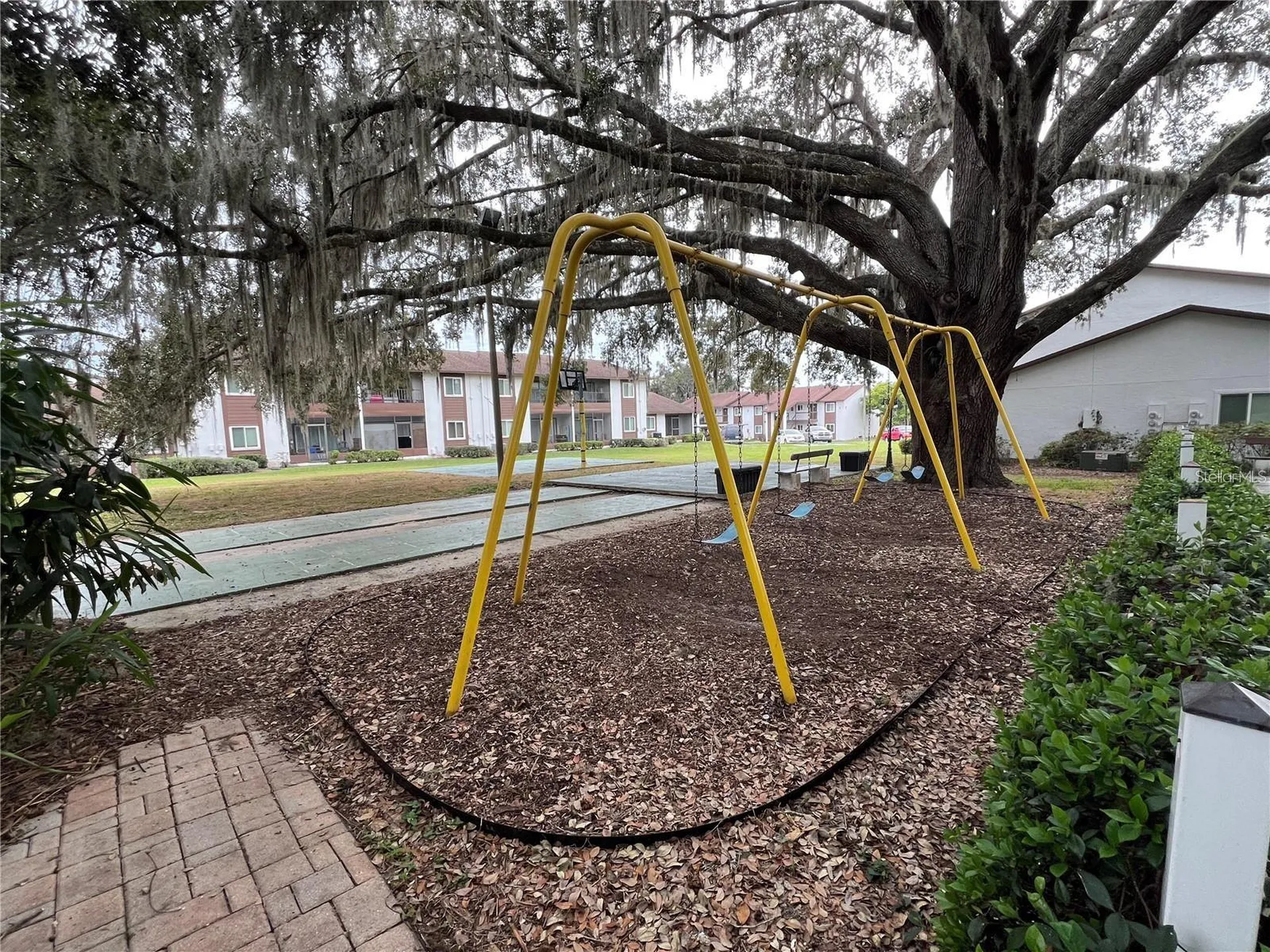 39132 County Road 54 Zephyrhills FL 33542