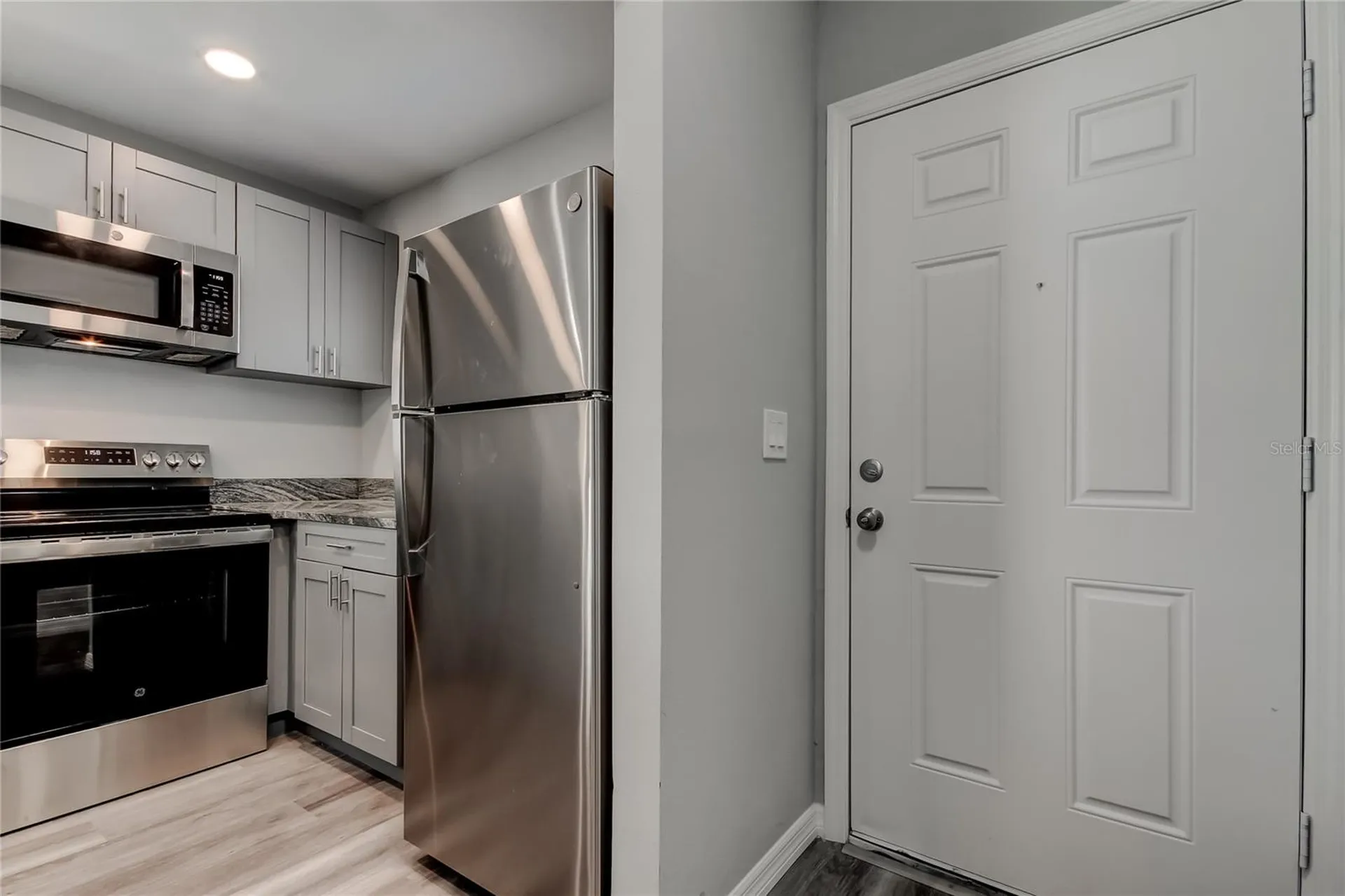39132 County Road 54 Zephyrhills FL 33542