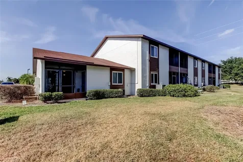 39132 County Road 54 Zephyrhills FL 33542