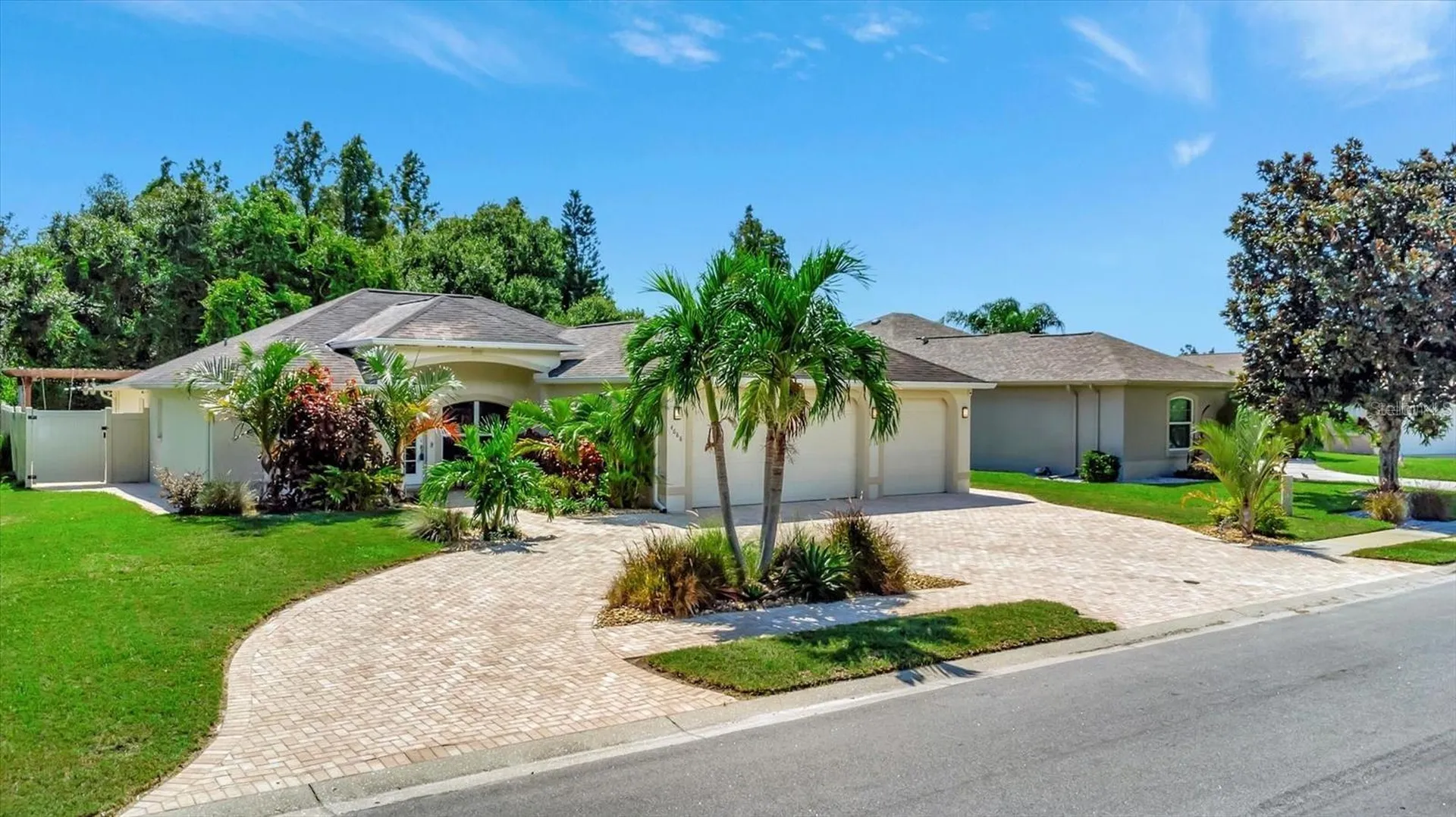 Bradenton FL, 4688 72ND Court E