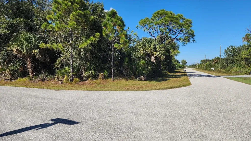 12062 Coleman Avenue Port Charlotte FL 33981