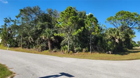 12062 Coleman Avenue Port Charlotte FL 33981