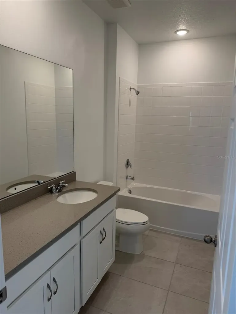 24525 Hodges Reserve Avenue Howey In The Hills FL 34737