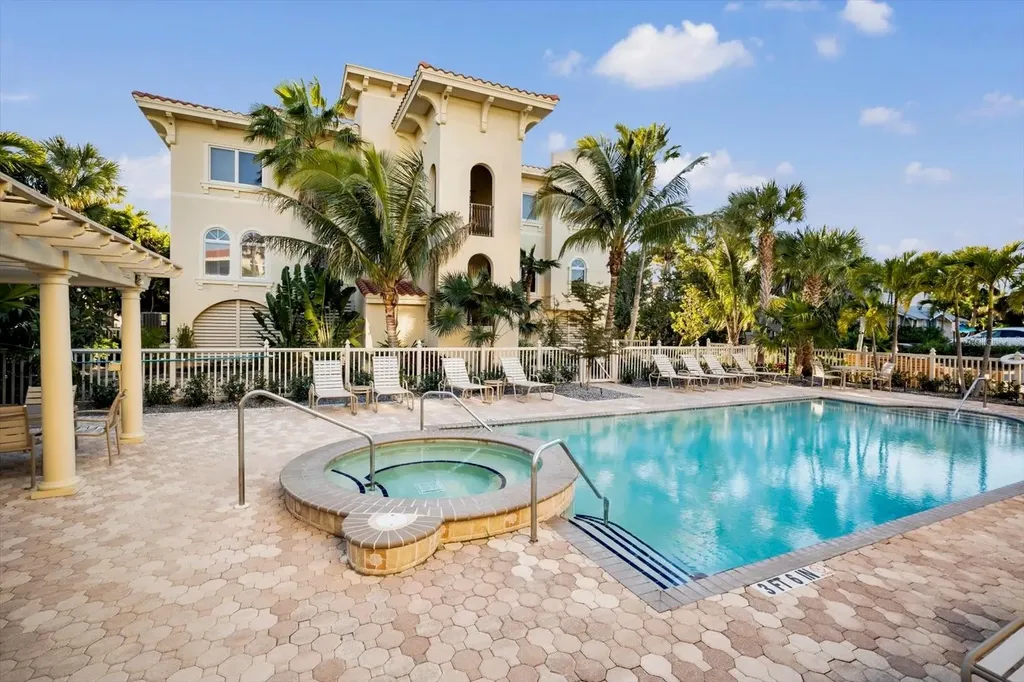 7316 Gulf Drive Holmes Beach FL 34217